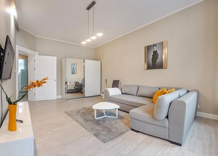 Grunwaldzka, Sun & Snow *